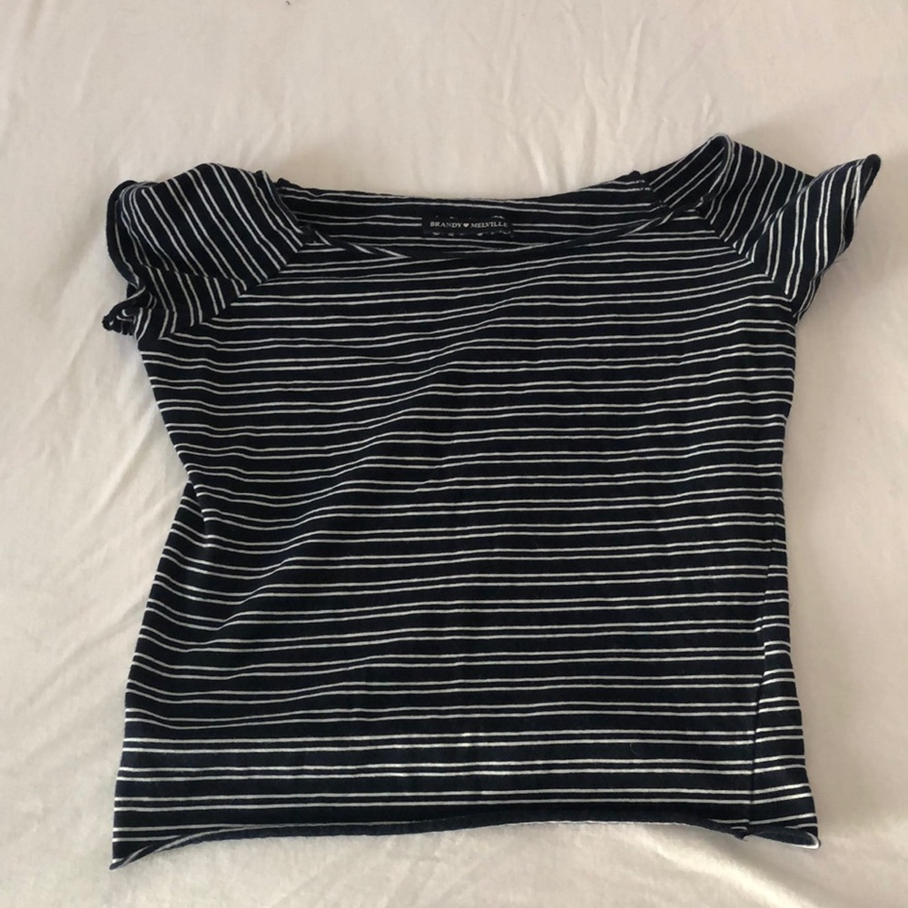 Brandy Melville off the shoulder tee